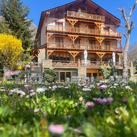 Hotel Estanys Blaus Tavascan Exterior photo
